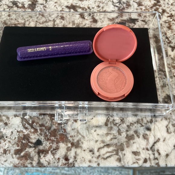 👀Tarte new powder blush new & Tarte mascara - Picture 3 of 9